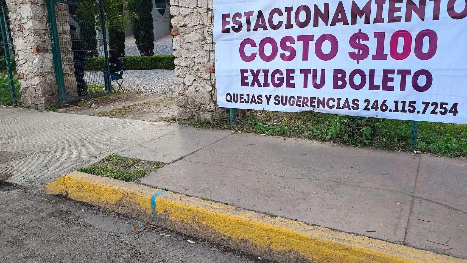 Estacionamiento (2)